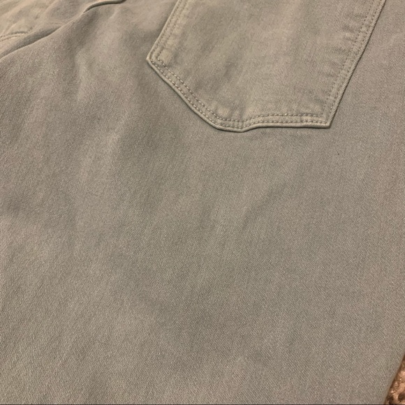 Universal Thread Green Mid-Rise Skinny Jeans, 6/28 - Picture 10 of 11